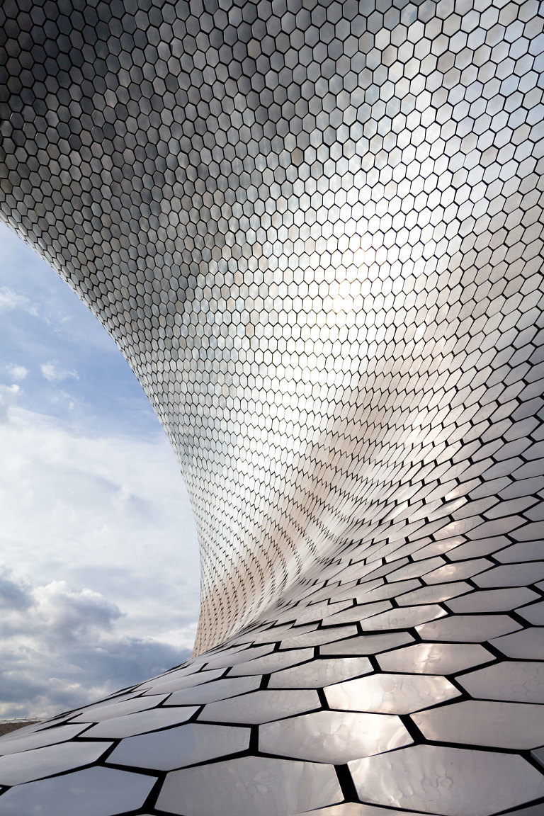 Museo Soumaya aluminium tiles