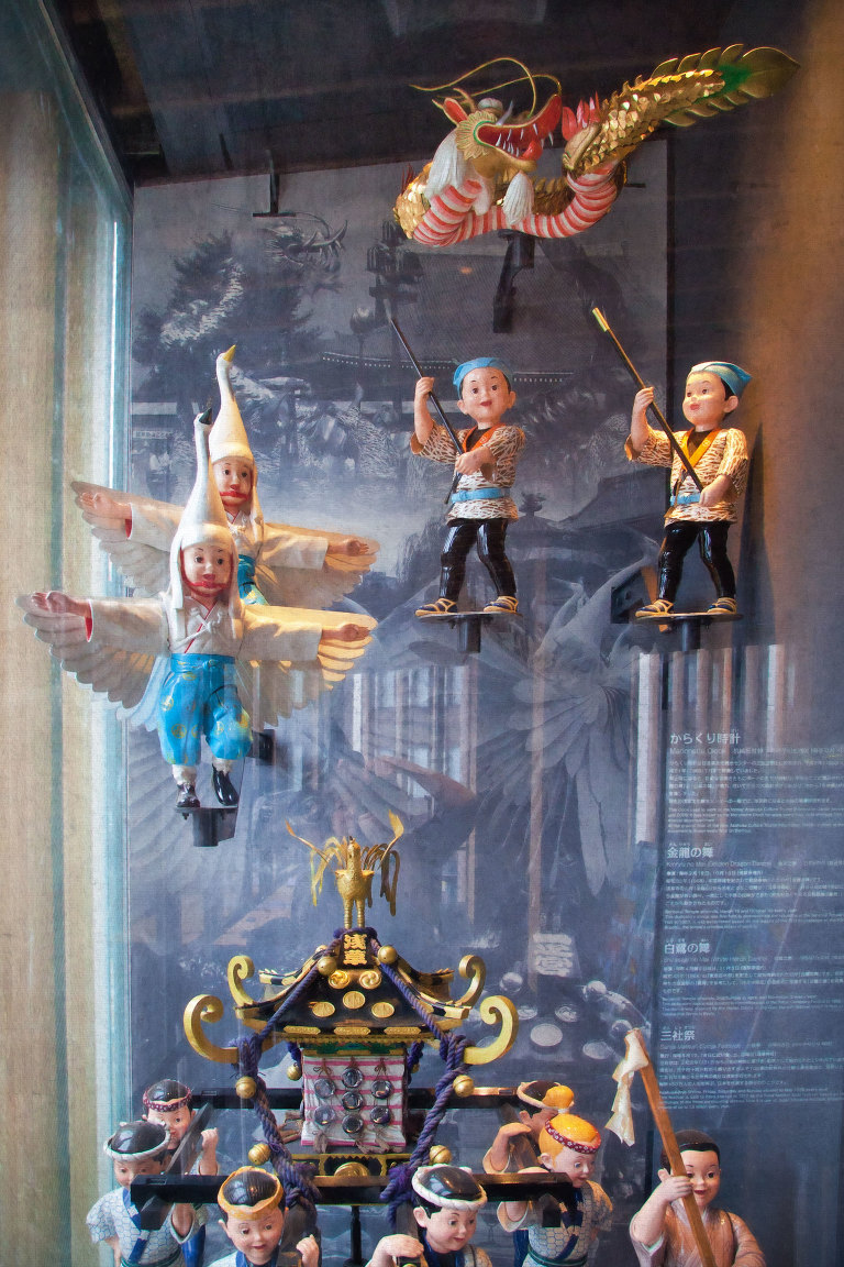 Shirasagi-no-mai (White Heron Dance)