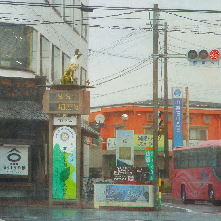 Kawaguchiko Intersection with an Atae Yuki elf outside Hôtô Fudô