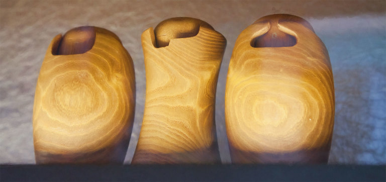 Wooden dolls in a Yumoto shop window